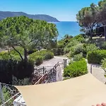 Сasa de vacaciones Scirocco Est *