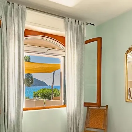 Scirocco Est Holiday home