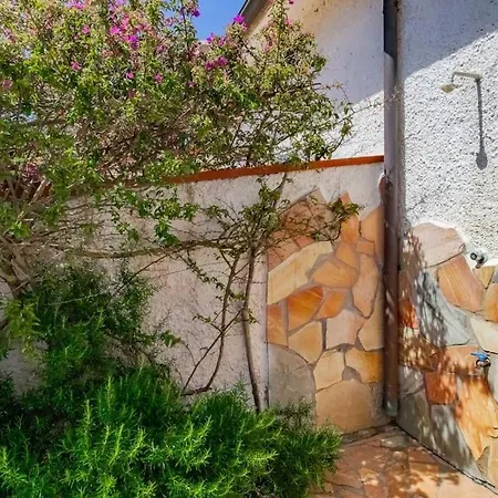 Nyaraló Scirocco Est *