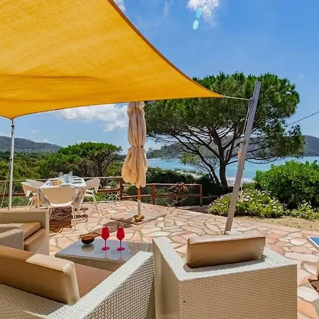 Scirocco Est Holiday home *