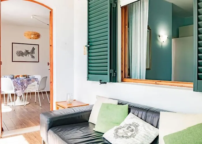 Holiday home Scirocco Est