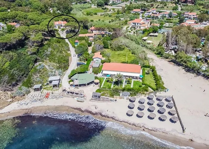 Scirocco Est Holiday home Lacona